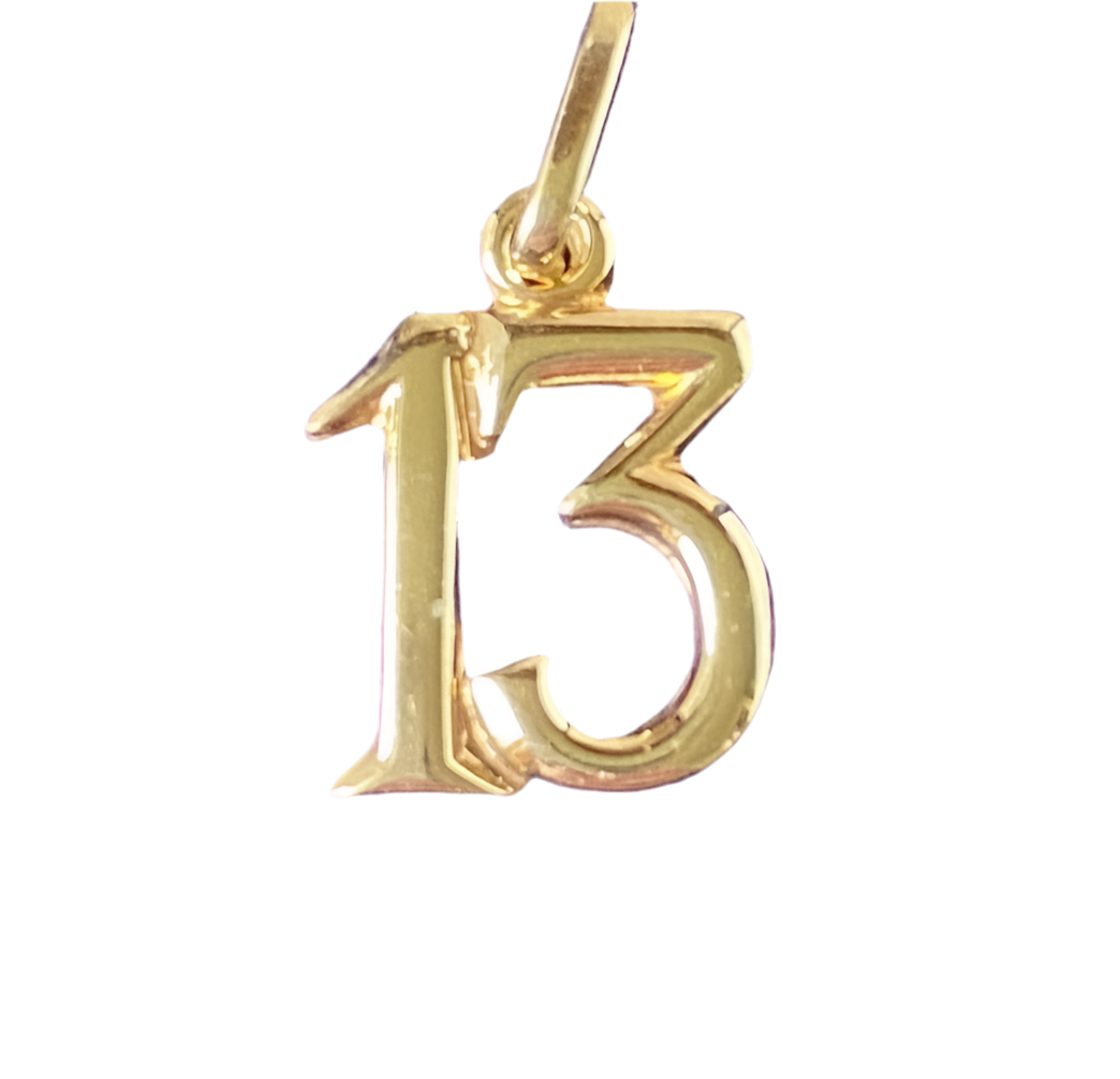 Gold pendant ‘Lucky 13’