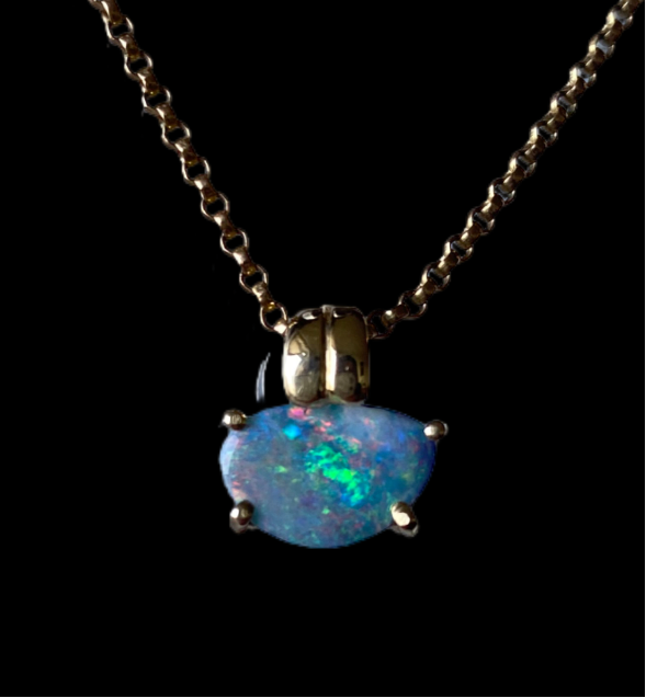 Opal Pendant 14ct gold